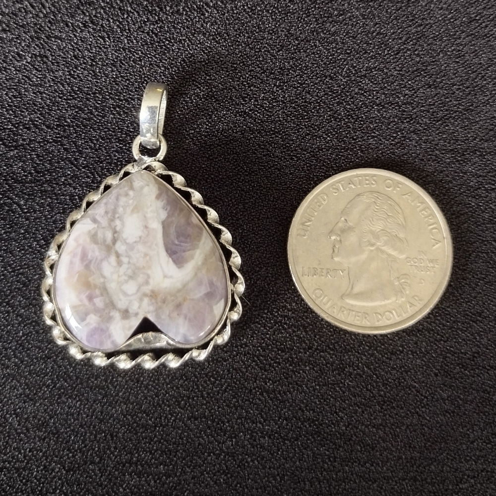 Silver And Stone Heart Pendant - Picture 3 of 9